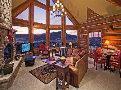 Five Bedroom Mountain View Rental Home in Steamboat Springs